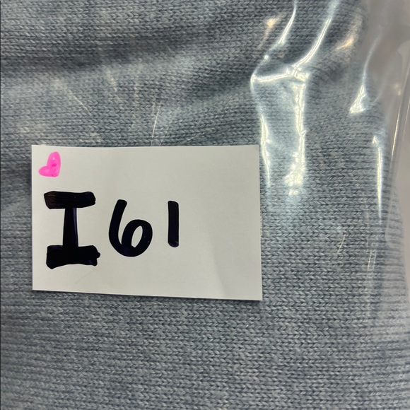 Lululemon sweater size 6 - Picture 9 of 9